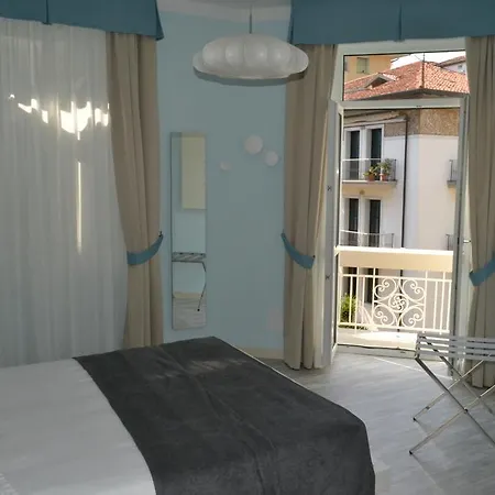 Hotel Villa Bernt Grado Room photo